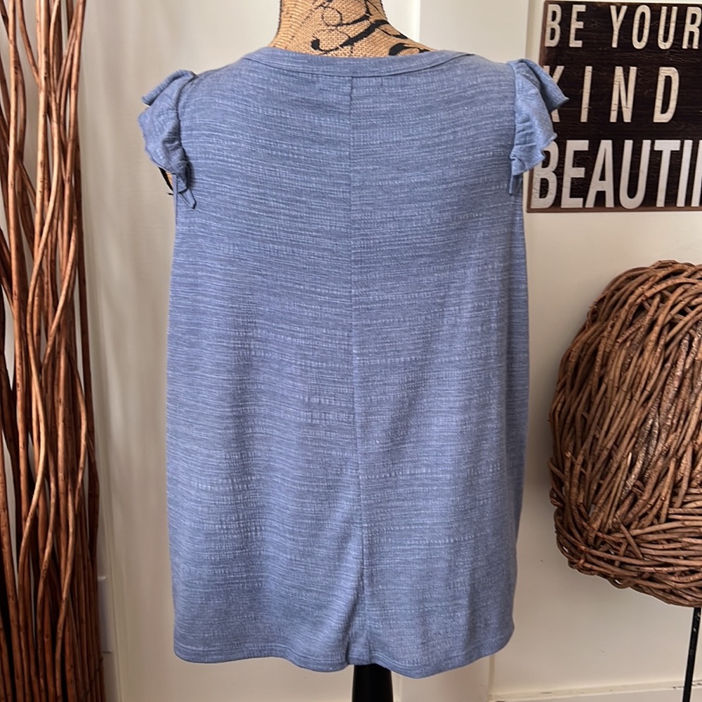 Retrology Blue Textured Ruffled Shoulder Rhinestone Embellished Sleeveless Top - Picture 5 of 7